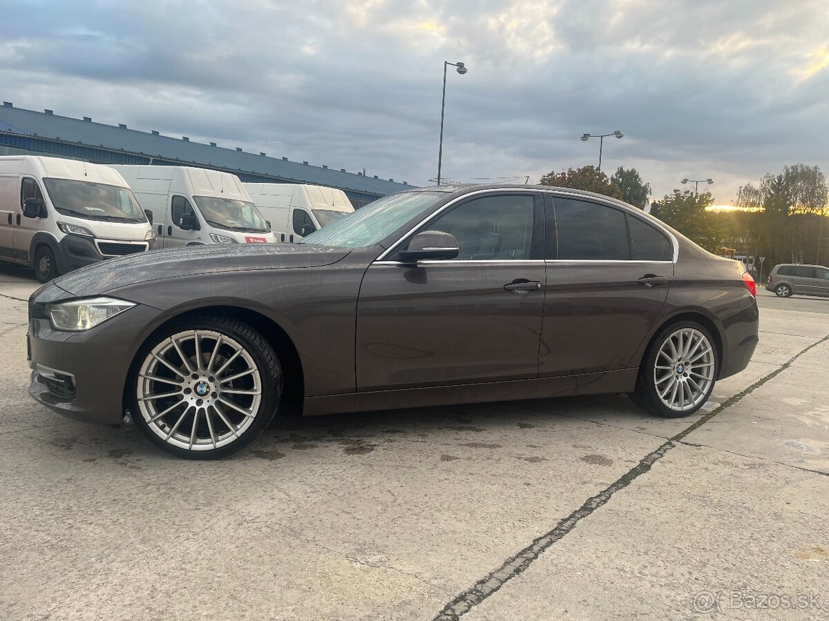 BMW F30 320D EfficientDynamics edition - 4