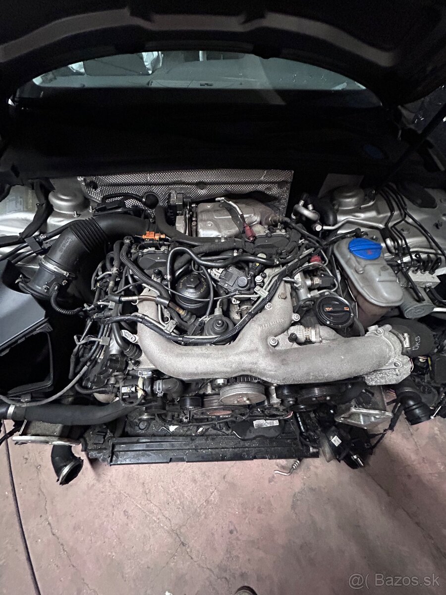 Rozpredam Audi a4b8 - 4