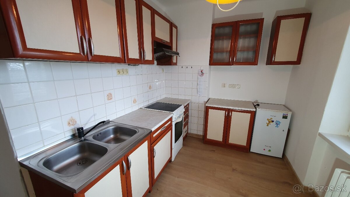 Prenájmem 2i byt Holíč - 4