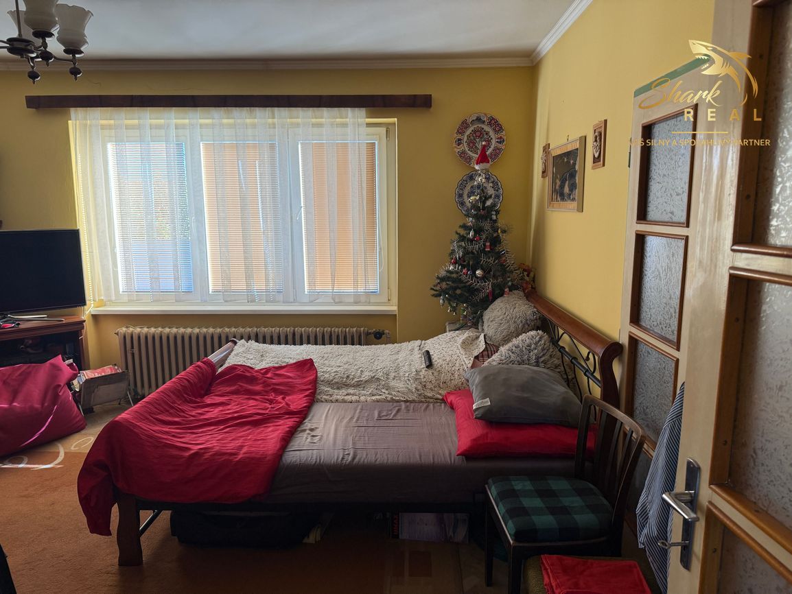 Na predaj starší 3-izbový rodinný dom Pezinok - Grinava - 4