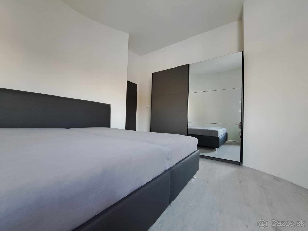 Predáme 3 izb byt s terasou, parkovaním a pozemkom Nitra - 4