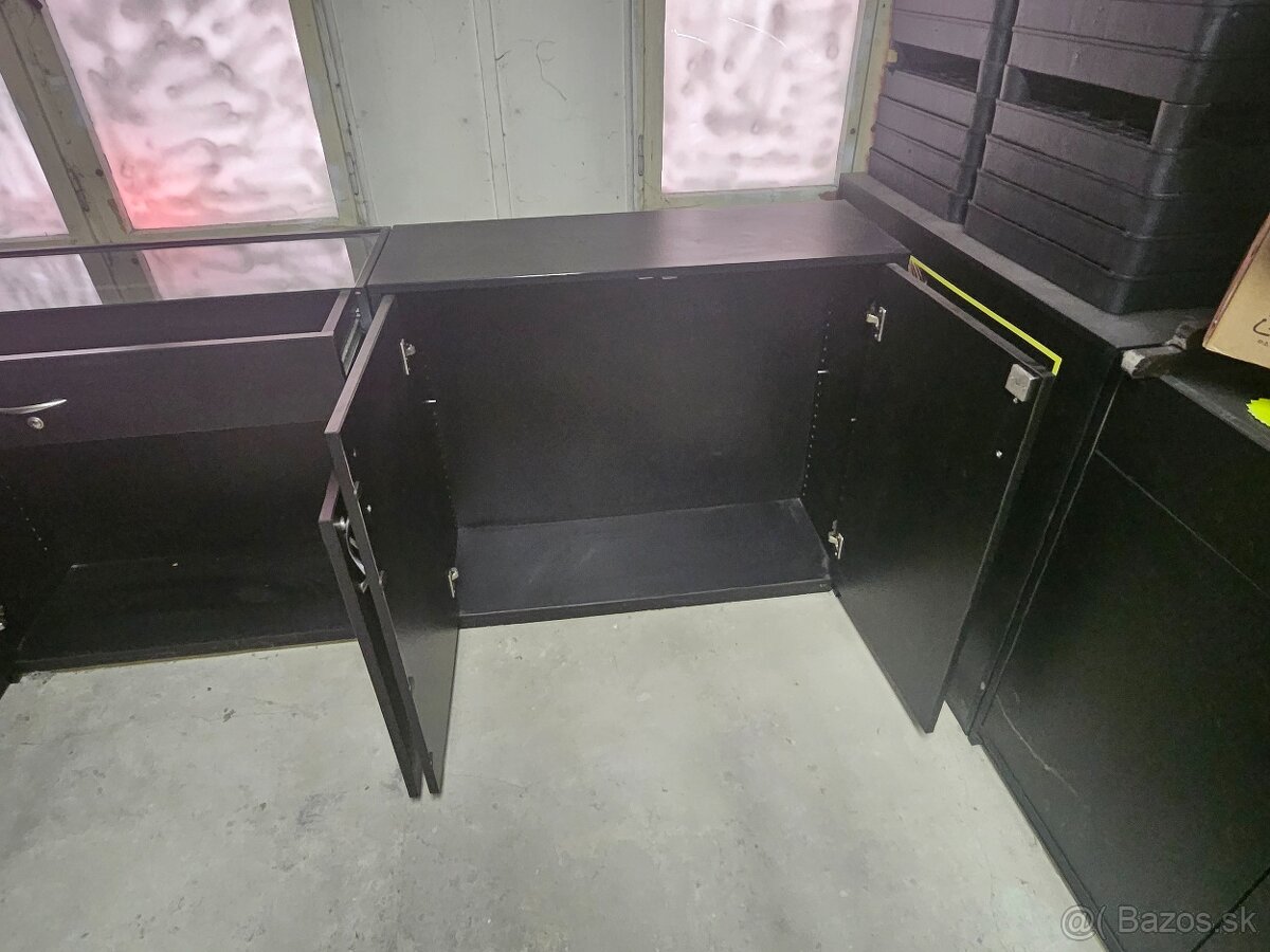 Predám pulty na zariadenie predajne - málo používané - 4