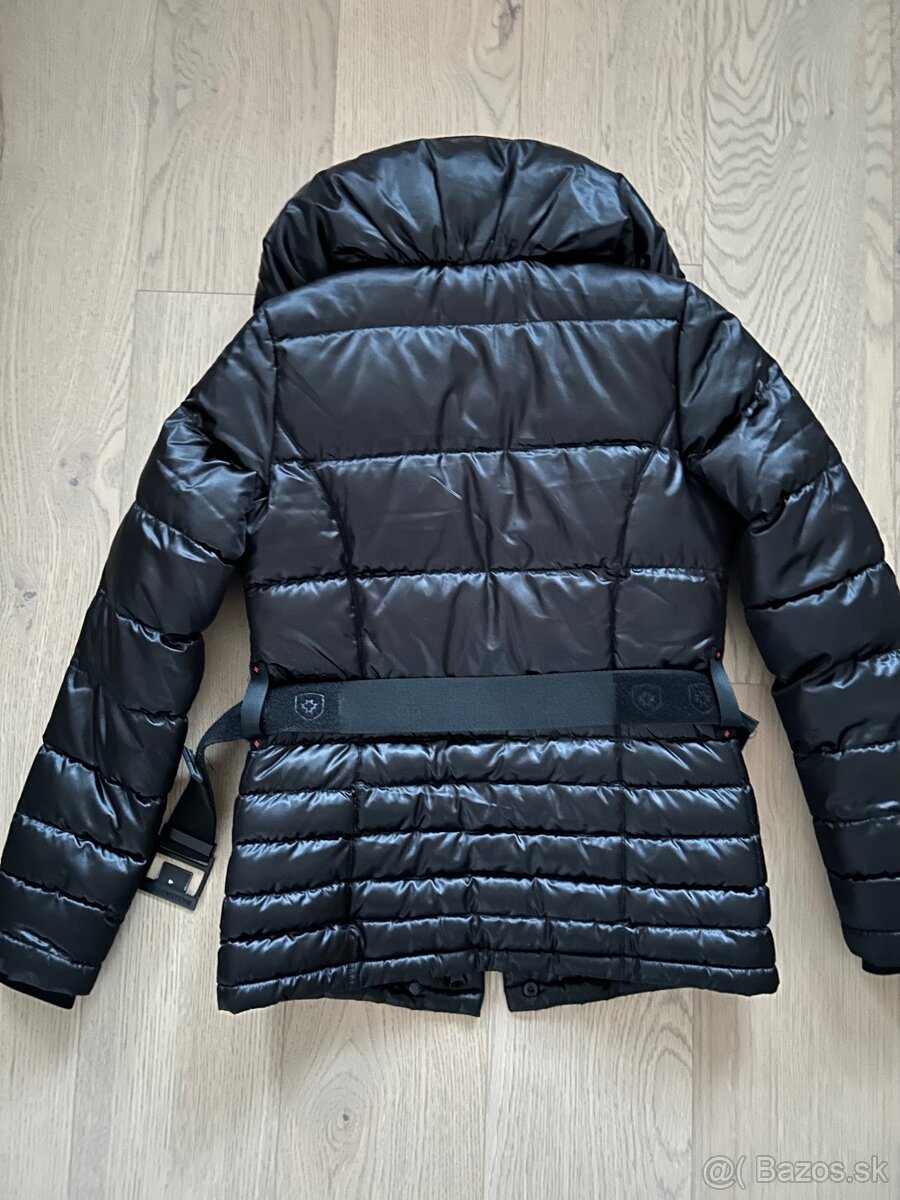 Wellensteyn bunda XS čierna - 4