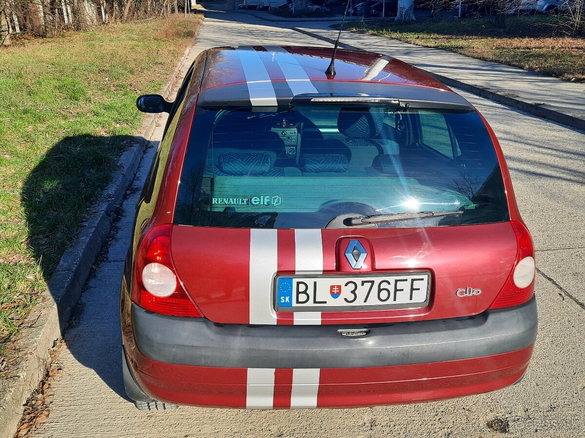 Renault Clio 1.4 16v - 4