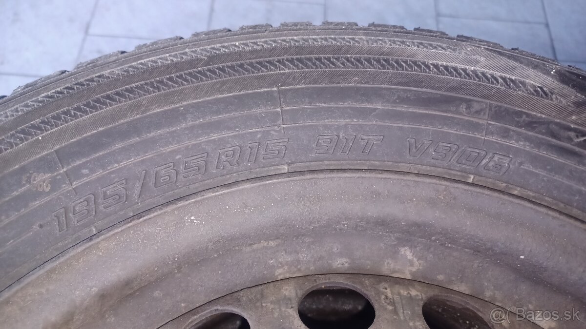 195/65 R15 zimné a disky Renault - 4