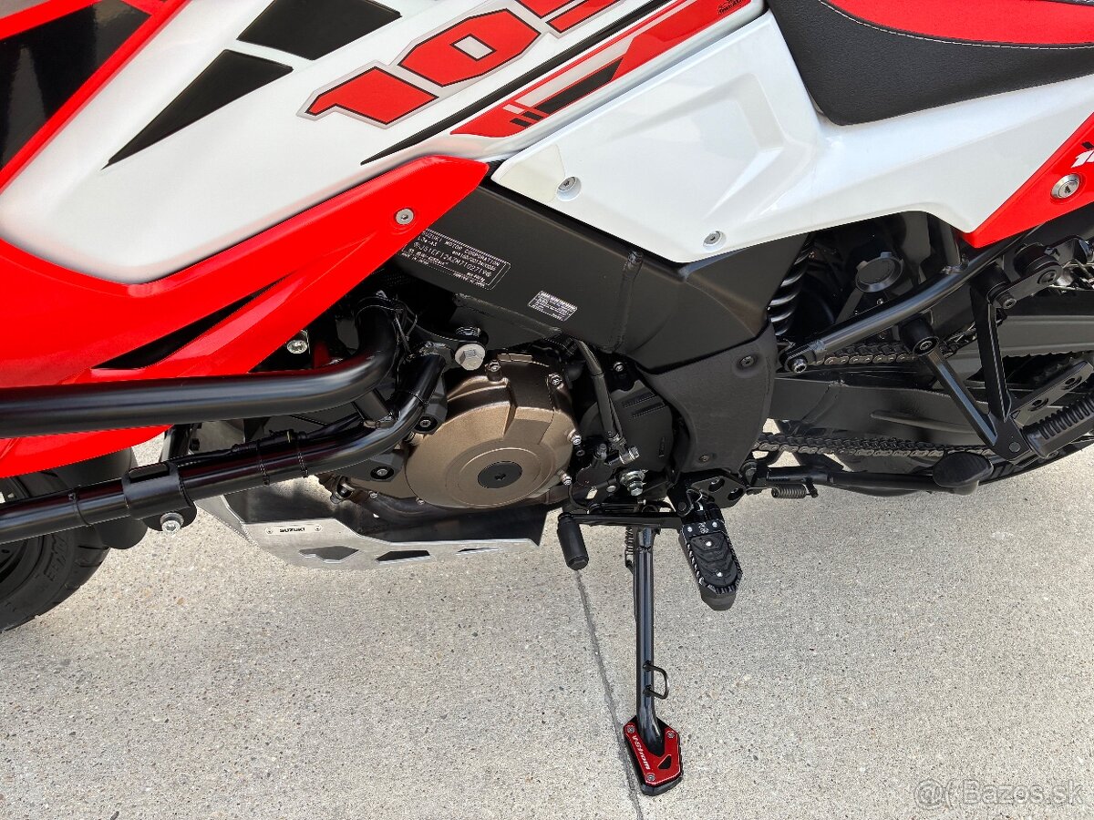 Suzuki DL1050 Vstrom - 4