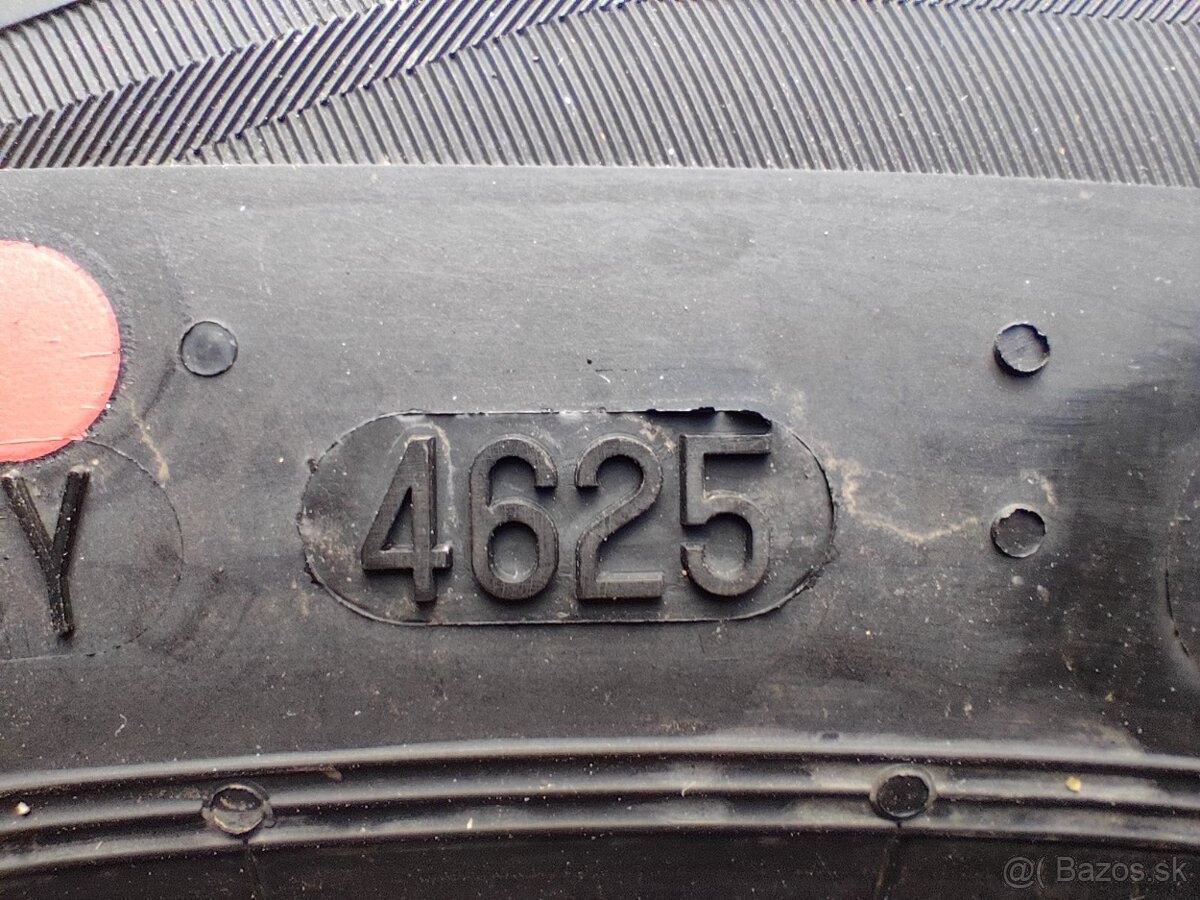 Predám Continental EcoContact 6 215/55R17 V - 4