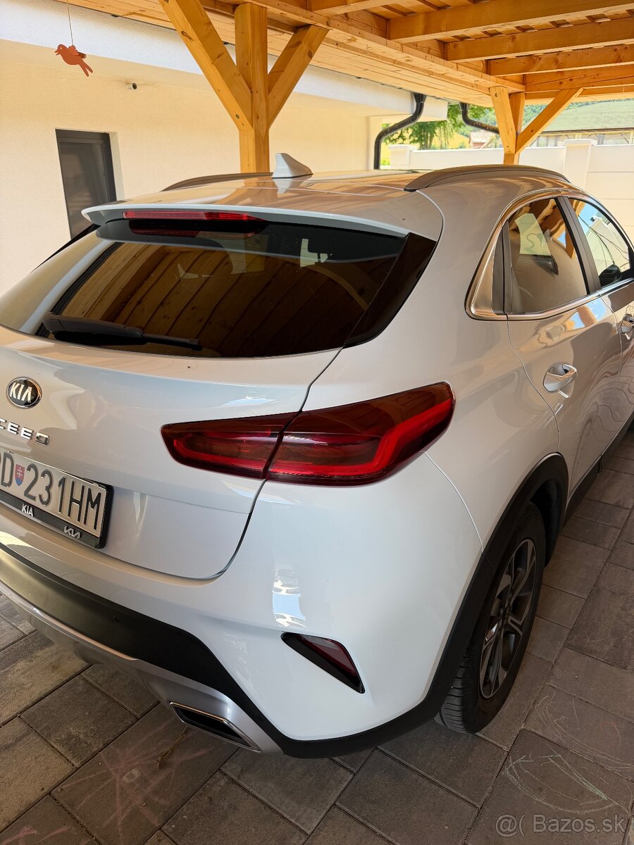 KIA x Ceed - 4