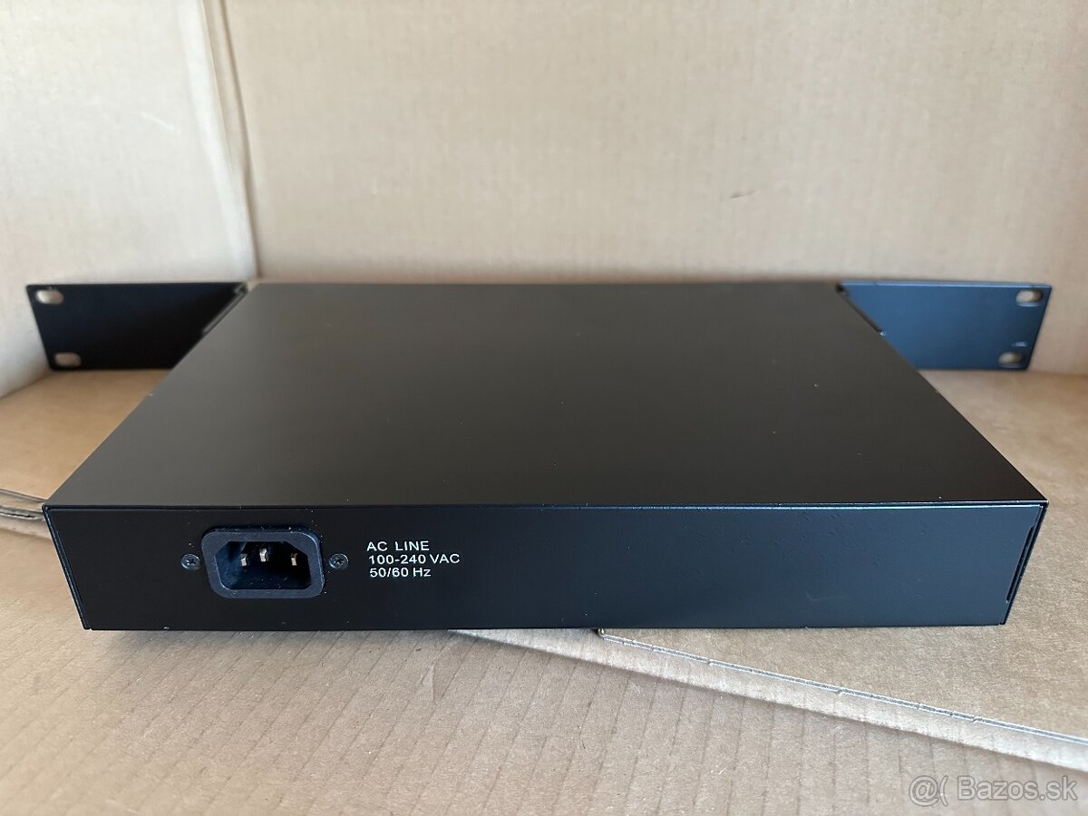 Edimax ES-1008PL v 8 port PoE+ Switch - 4