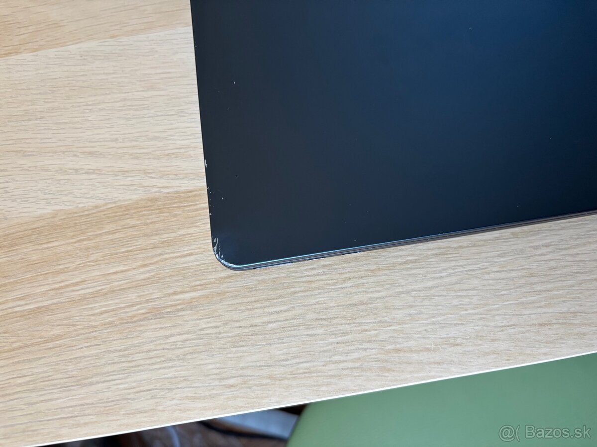 MacBook Air M2 8GB/256GB - 4
