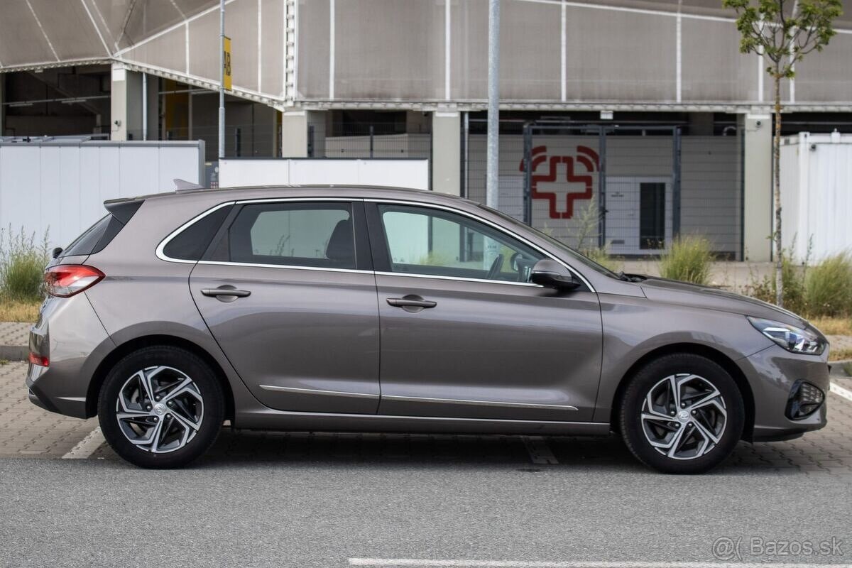 Hyundai i30 81kW (2022) - 4