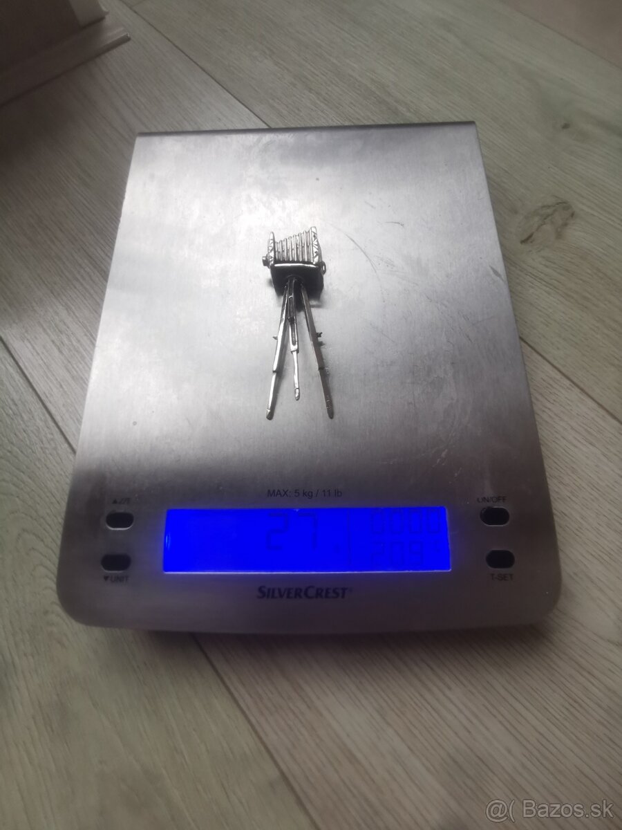 Strieborný kočiar, fotoaparát - 4