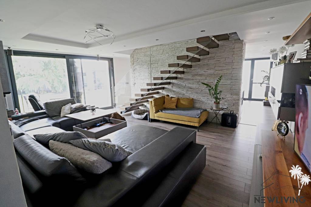 NADŠTANDARDNÝ 5 izbový dom Jánošíkova / Piešťany - 4