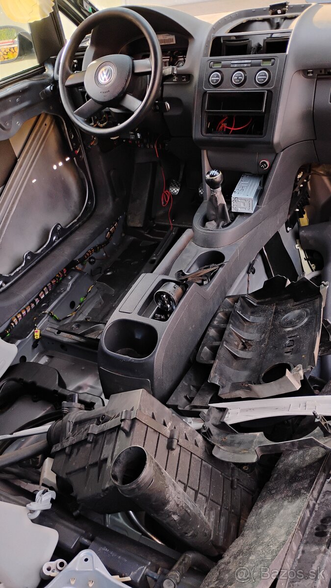 Nahradne diely touran - 4