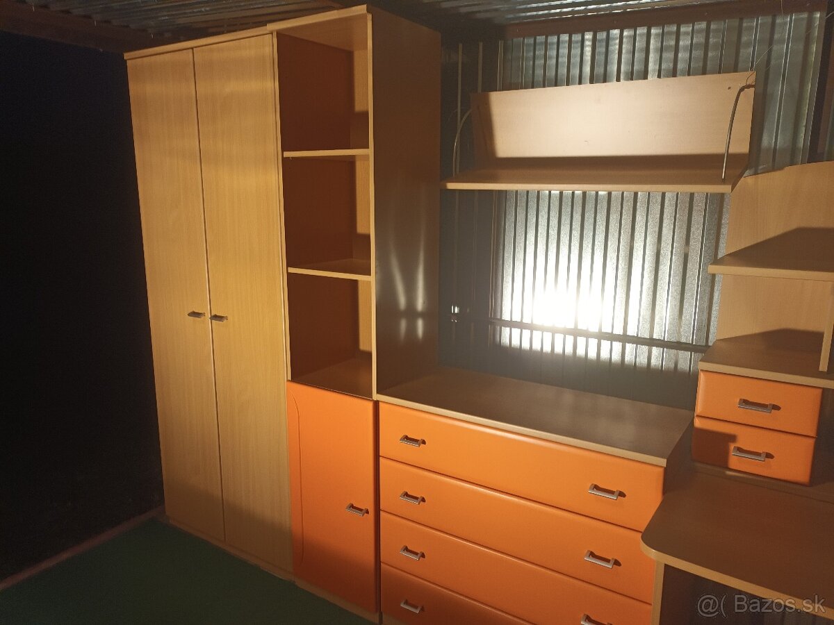 Študentský nábytok - 4
