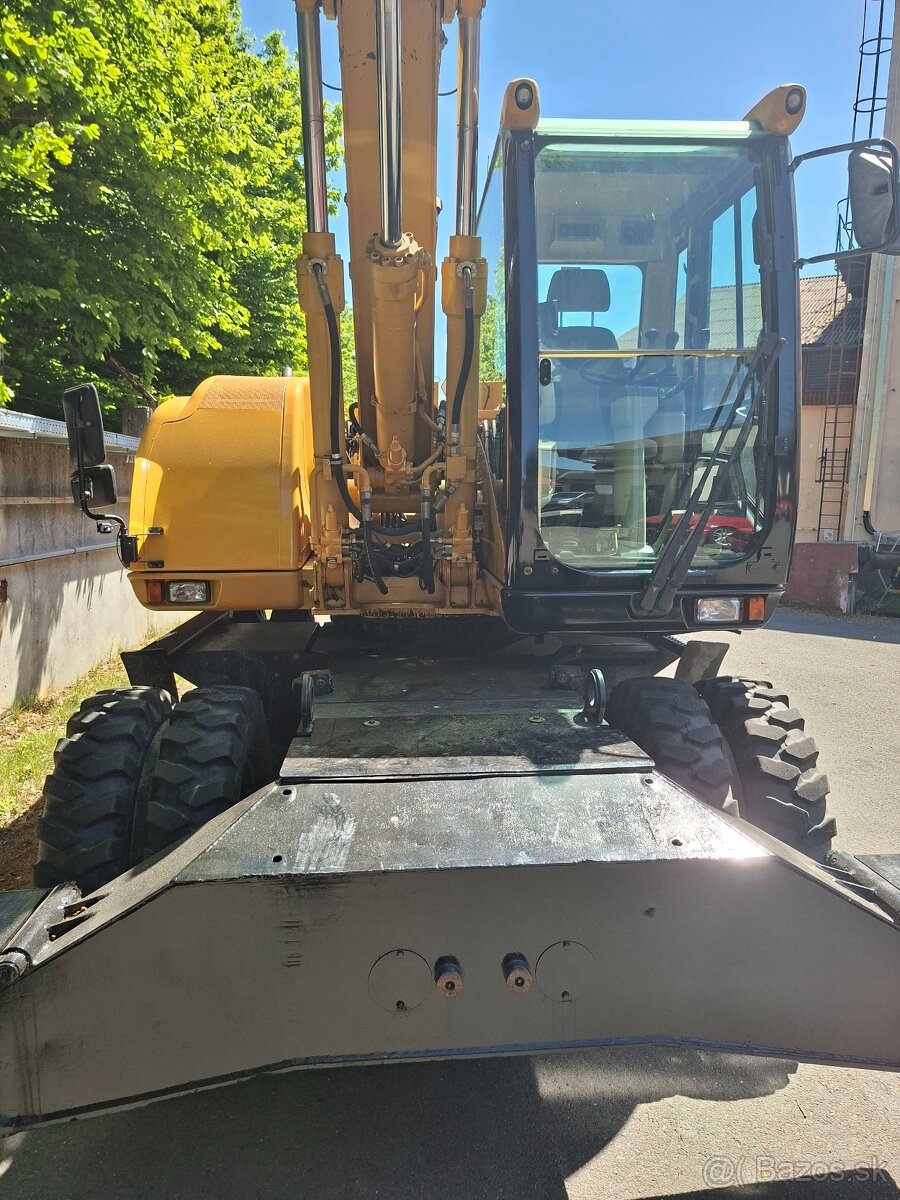 CAT M313C - 4