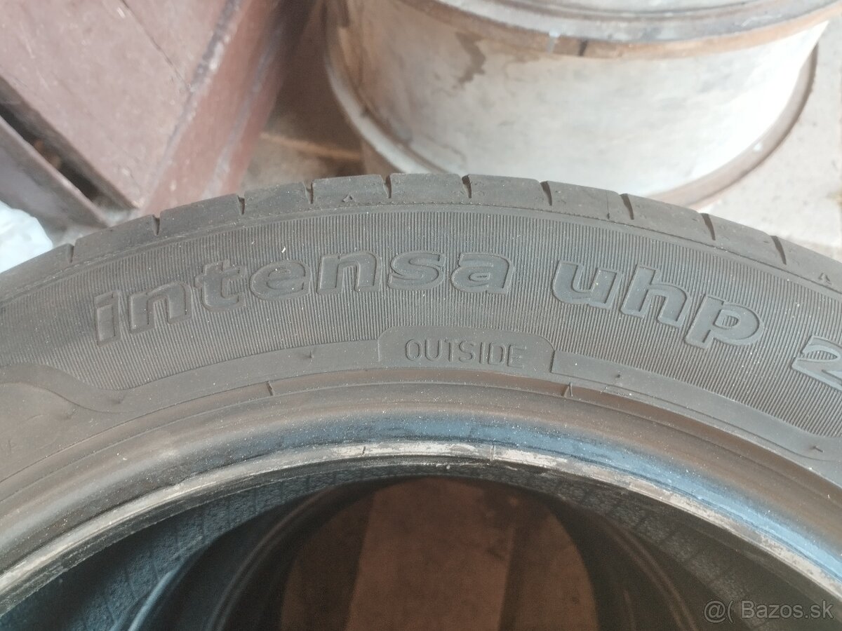 Predám Sava 215/55 R17:98W - 4