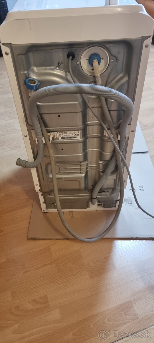 práčka Elektrolux - 4