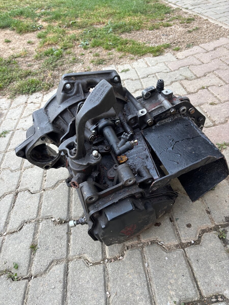 Golf 4 - 4