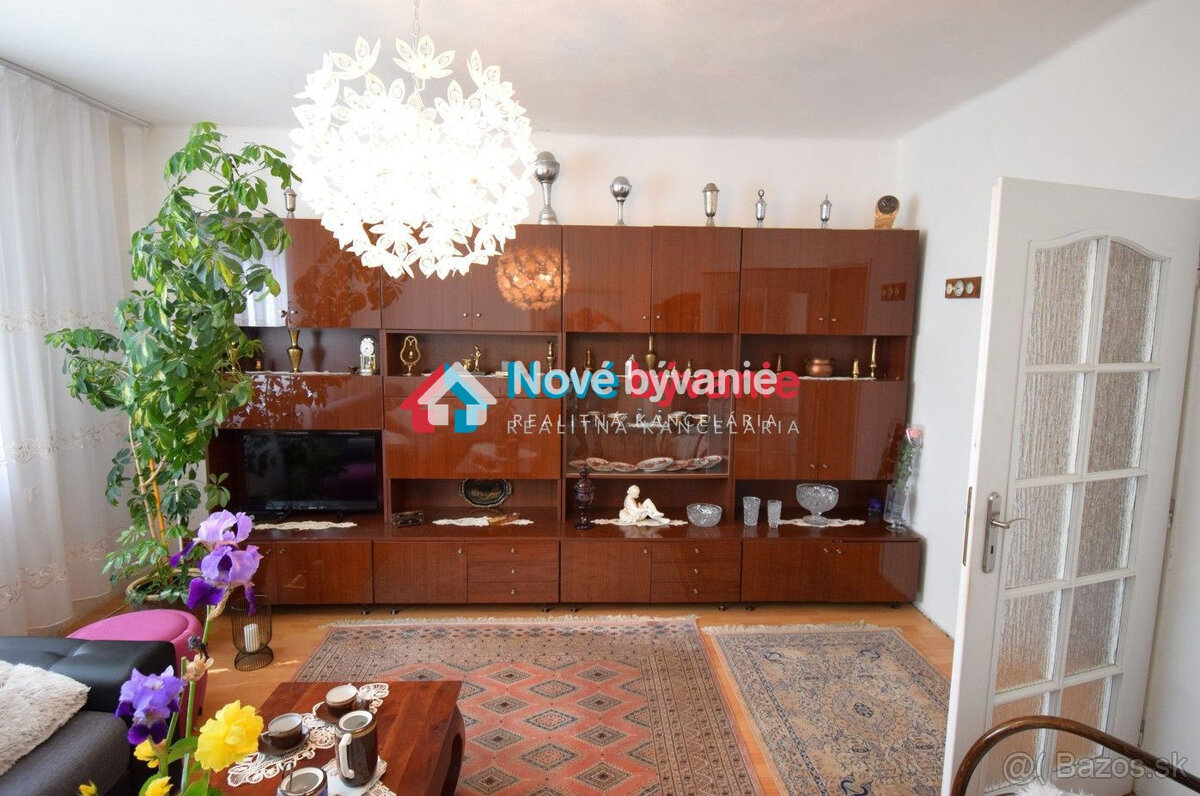 PREDAJ 6 izb. RD + DVOJGARÁŽ + OVOCNÁ ZÁHRADA + ALTÁNOK - 4