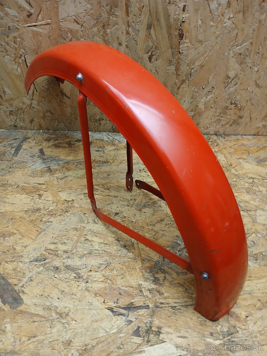 Babetta 210 predný blatník starý typ - červený - 4