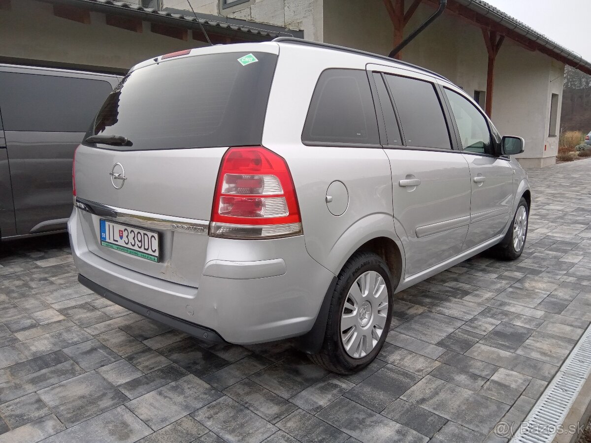 Opel Zafira B - 4