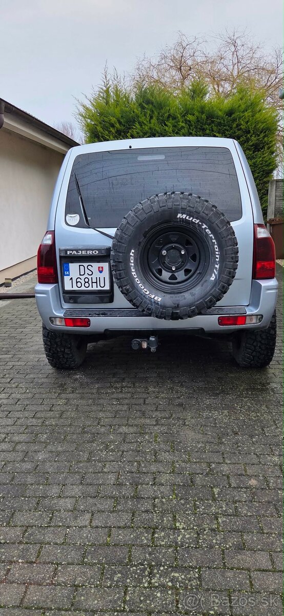 Predam Mitsubushi Pajero - 4