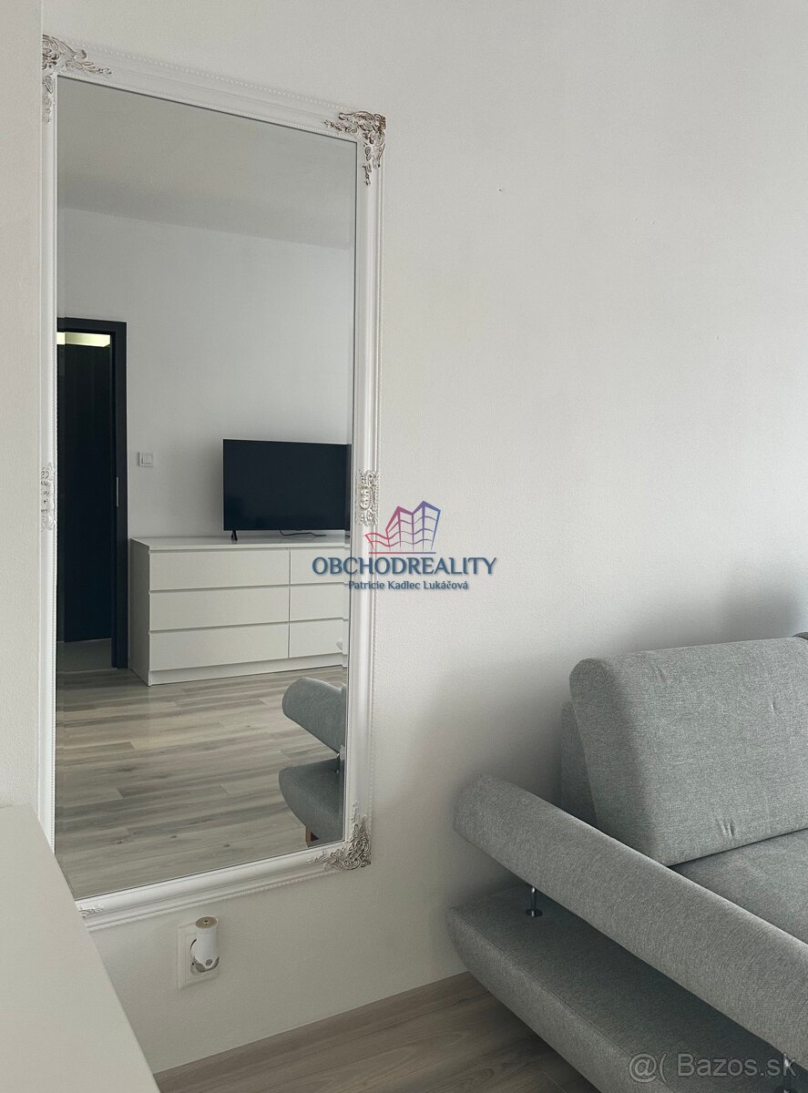 Zariadený 2 - izbový byt s balkónom, Humenné - 4