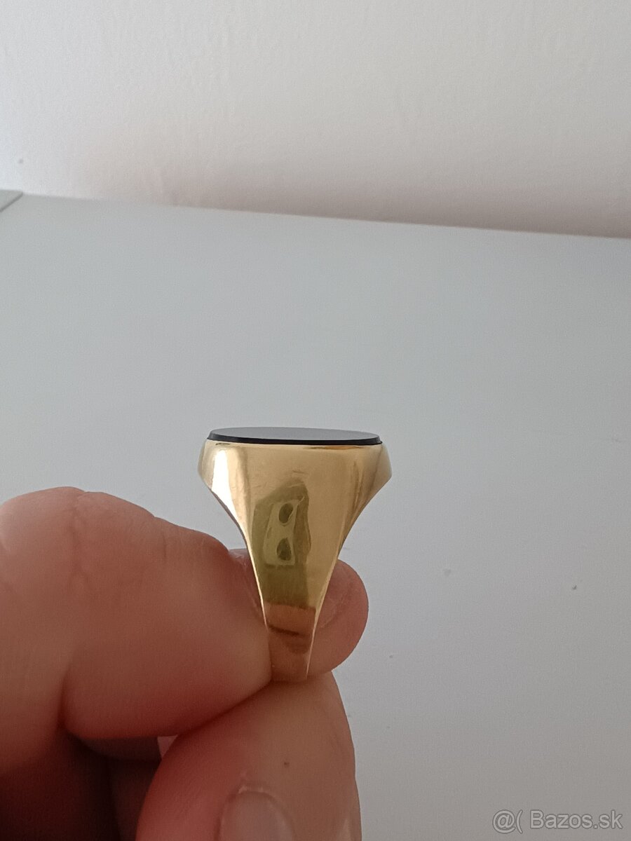 Pánsky zlatý prsten s ónyxom - 4
