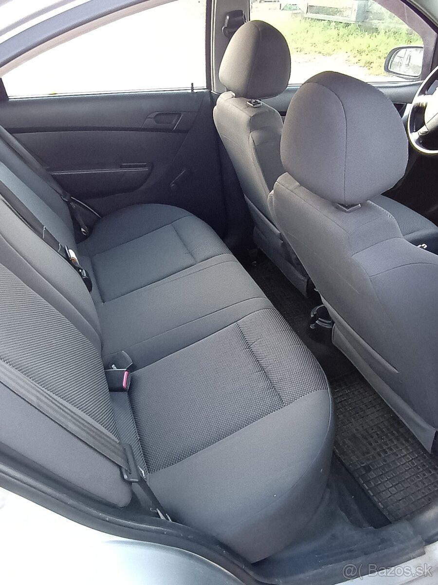 Predám Chevrolet Aveo - 4
