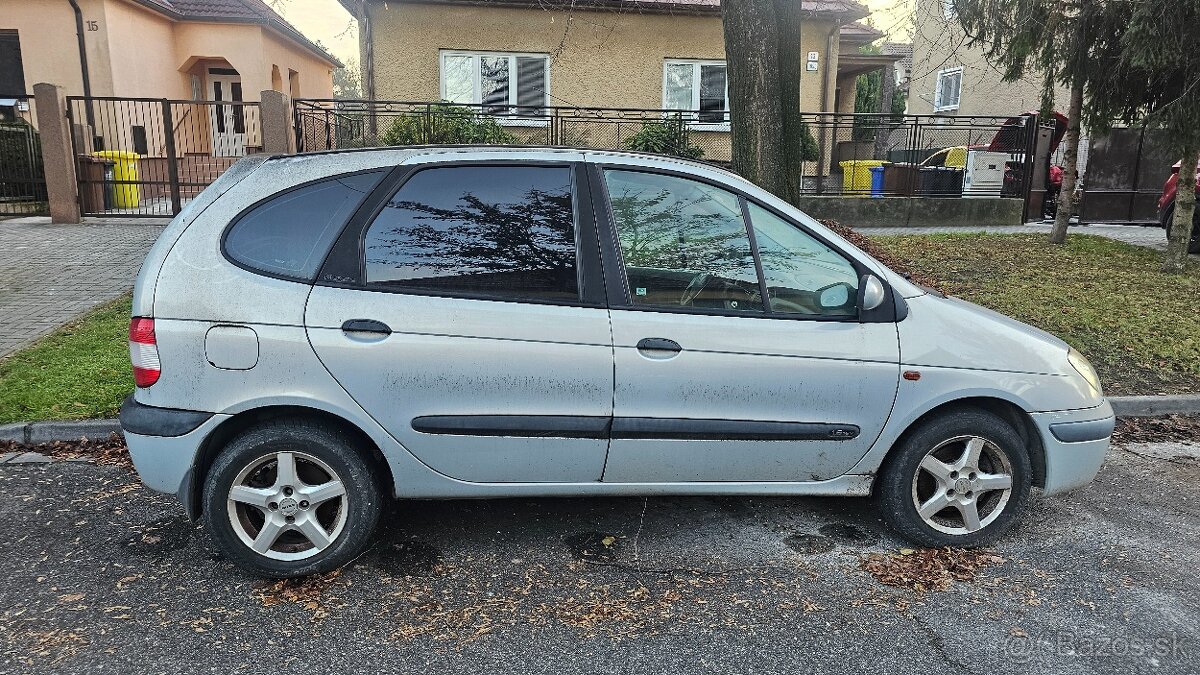 Renault Scenic 1.6 74kw - 4