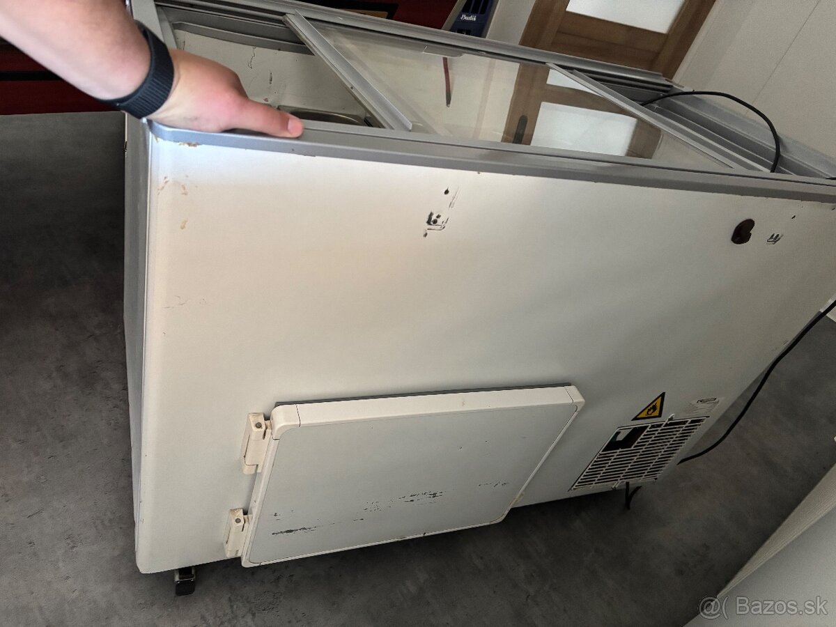 mrazničku na zmrzlinu - 4