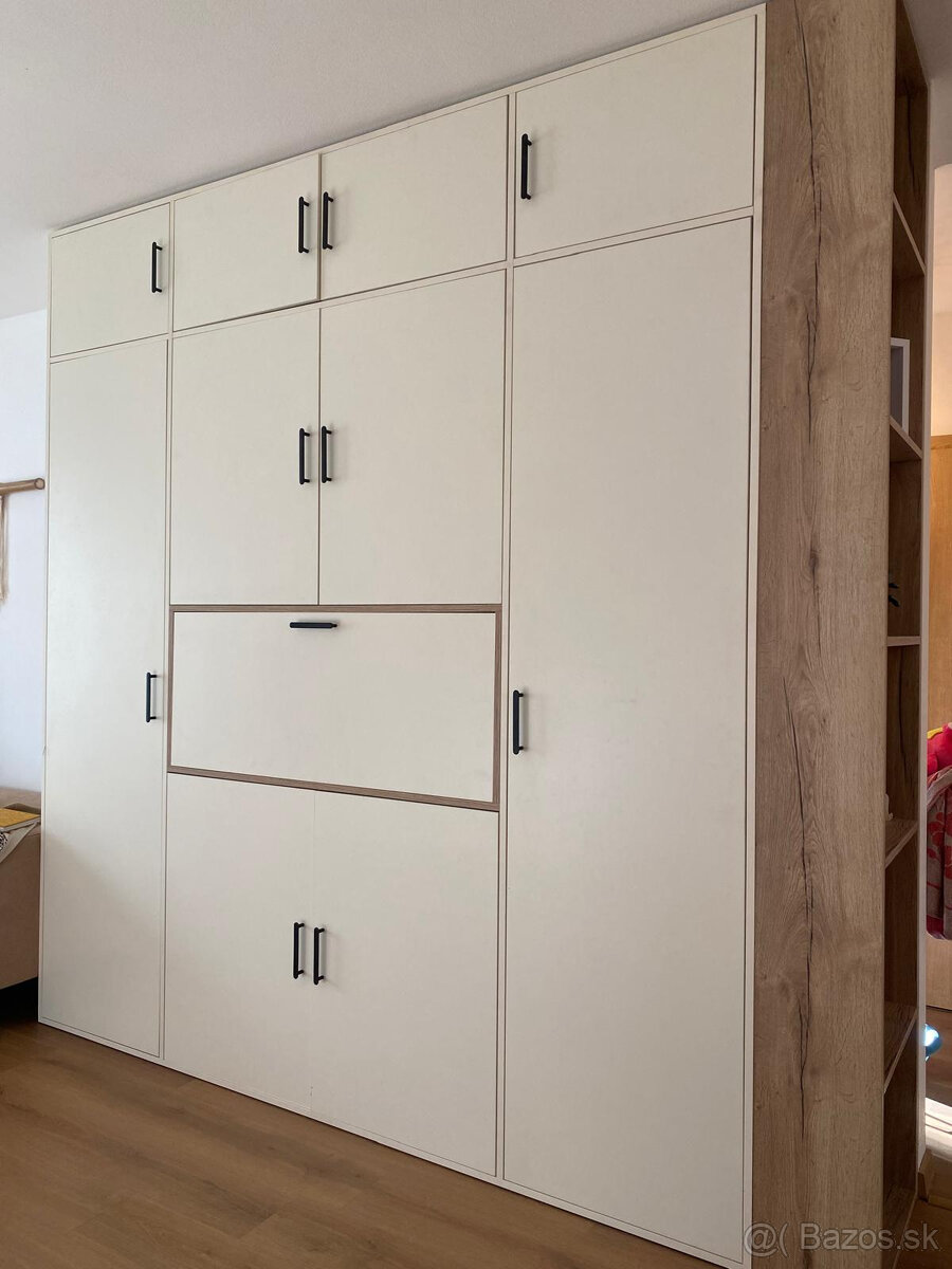 KUCHYNE A NÁBYTOK NA MIERU - 4