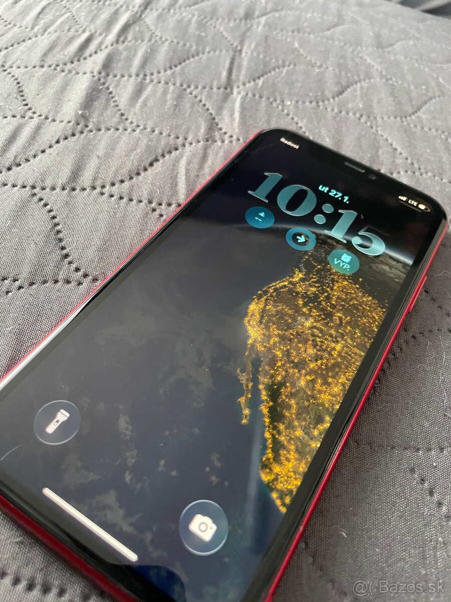 iPhone 11 (PRODUCT)RED batéria 100 % - 4