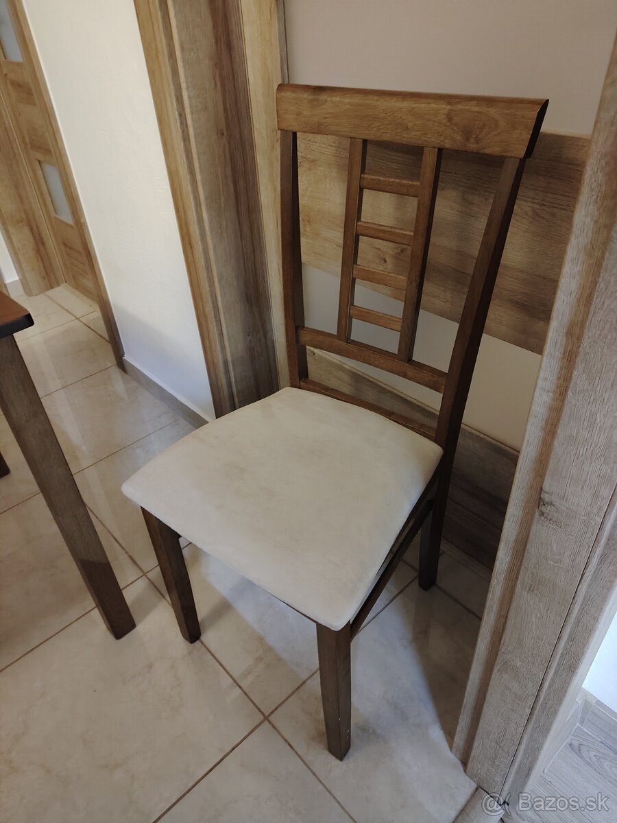 Jedálenský stôl so 6 stoličkami - 4