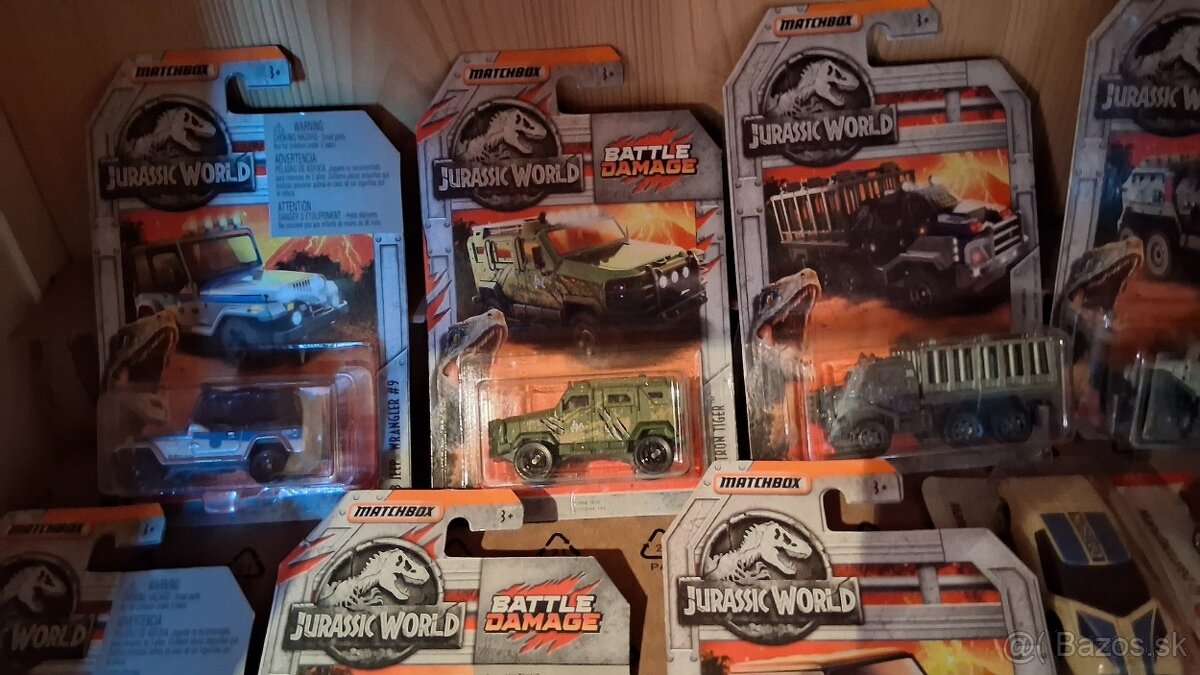 MATCHBOX JURASSIC WORLD - 4