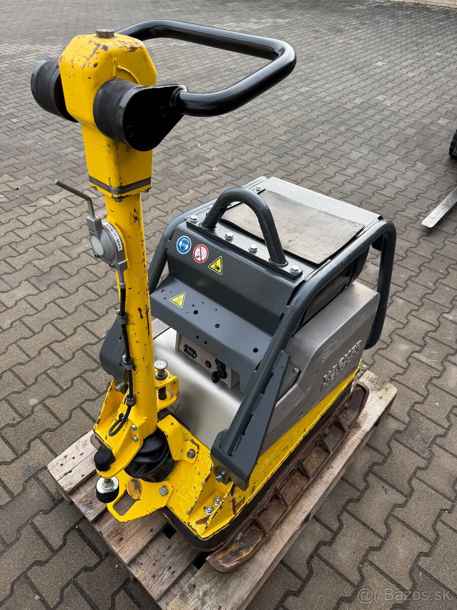 Wacker Neuson DPU6055 476kg vibračná doska - 4