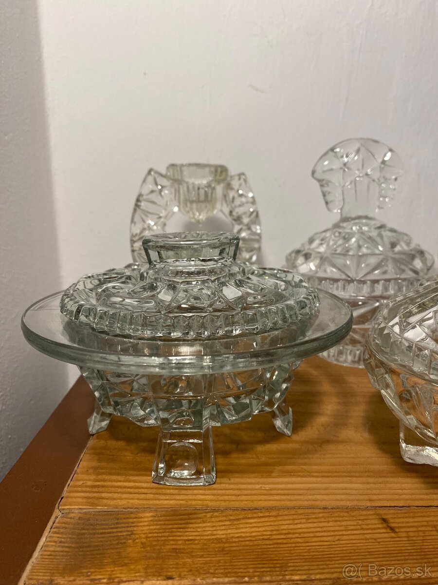 Sklenene dozy a svietniky - 4