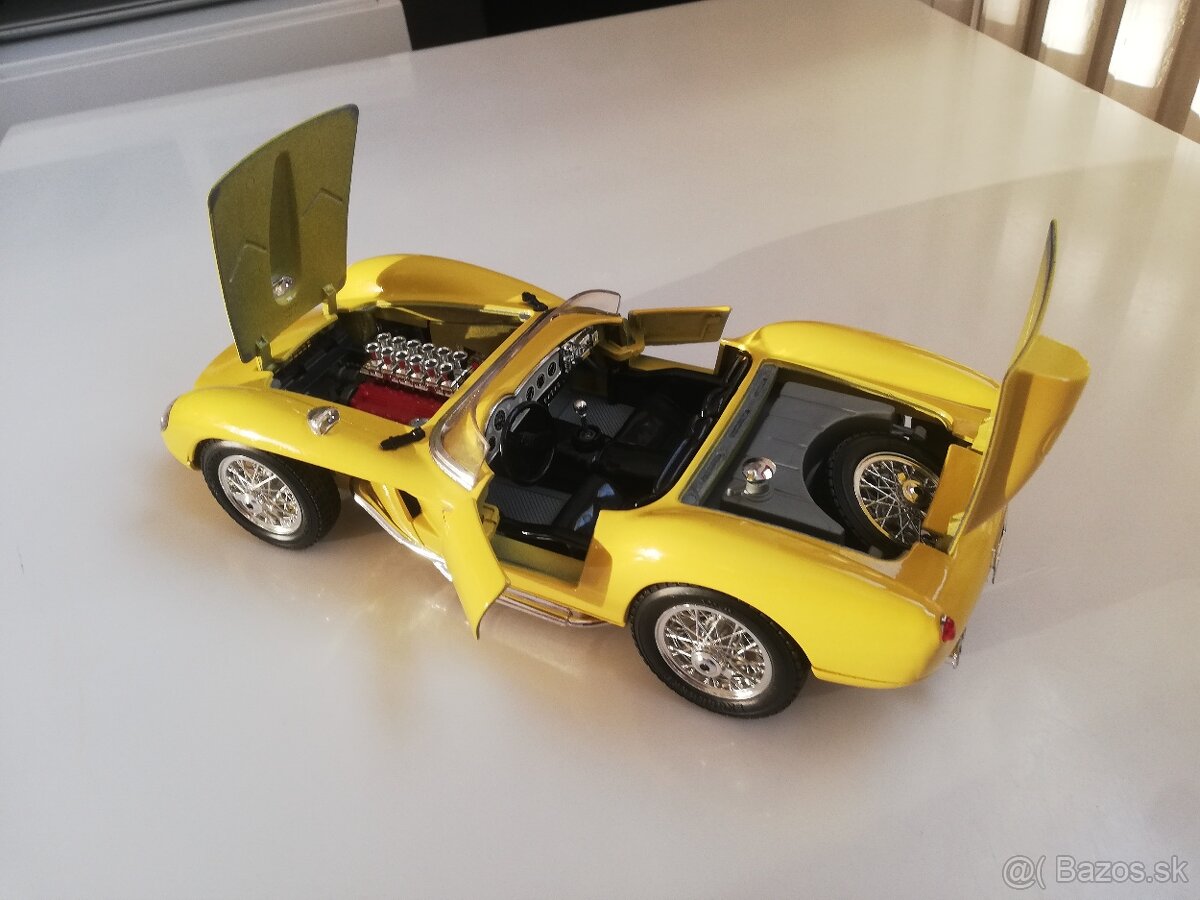 1:18 FERRARI 250 testarossa Bburago - 4