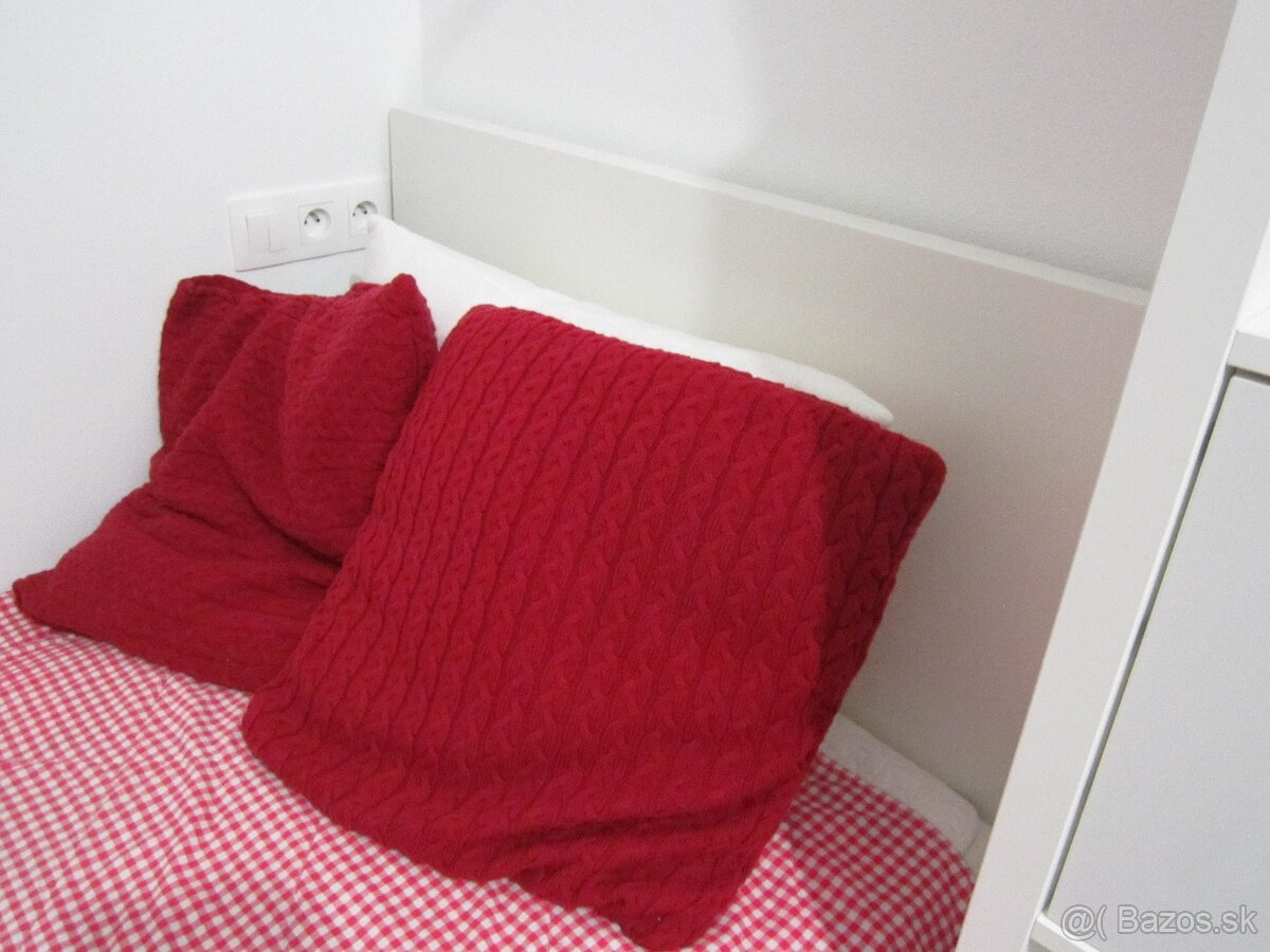 Posteľ zn. IKEA - 4