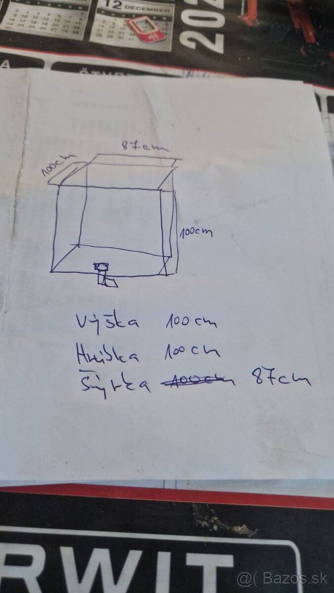 Uzavretá nerezová nádoba 870L - 4