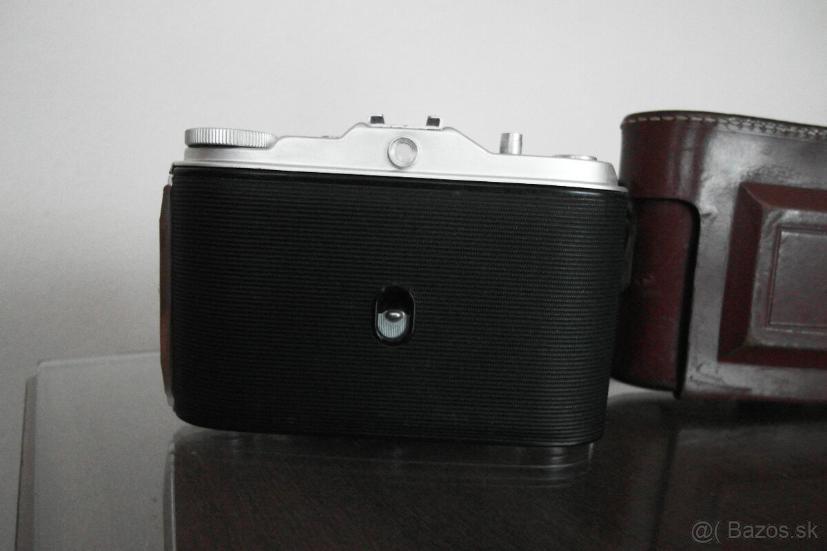 Starý fotoaparát AGFA ISOLETTE - 4