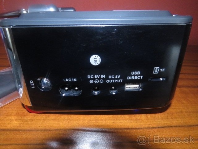 Predam nove radio COLON-SOLAR,plus 220 volt - - 4