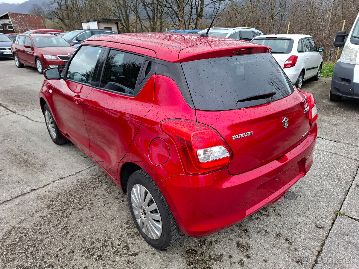SUZUKI SWIFT 1,2 r.v. 2018 4x4 - 4