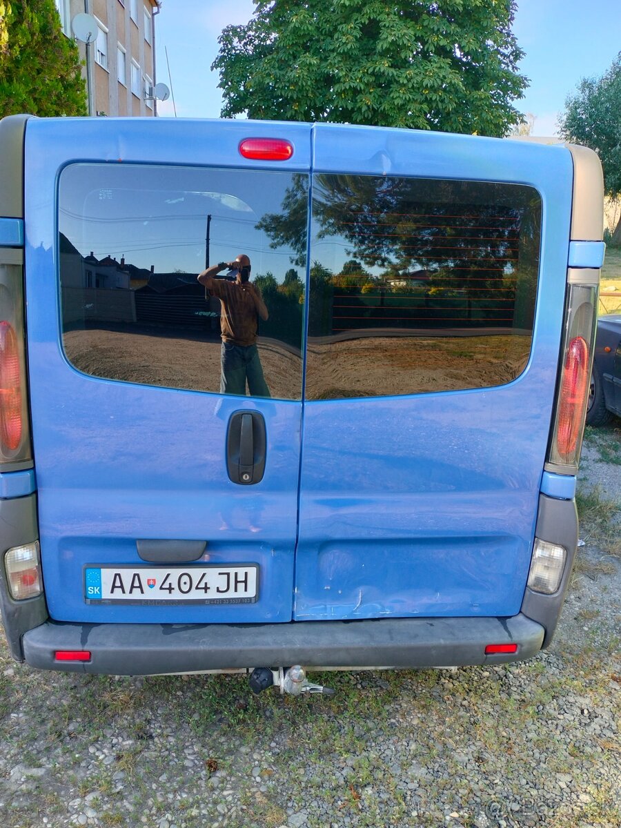 Predám Opel vivaro 1.9 - 4