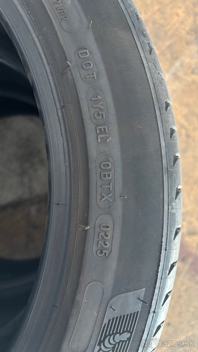 Michelin e.Primacy 235/45 R18 98 Y - 4