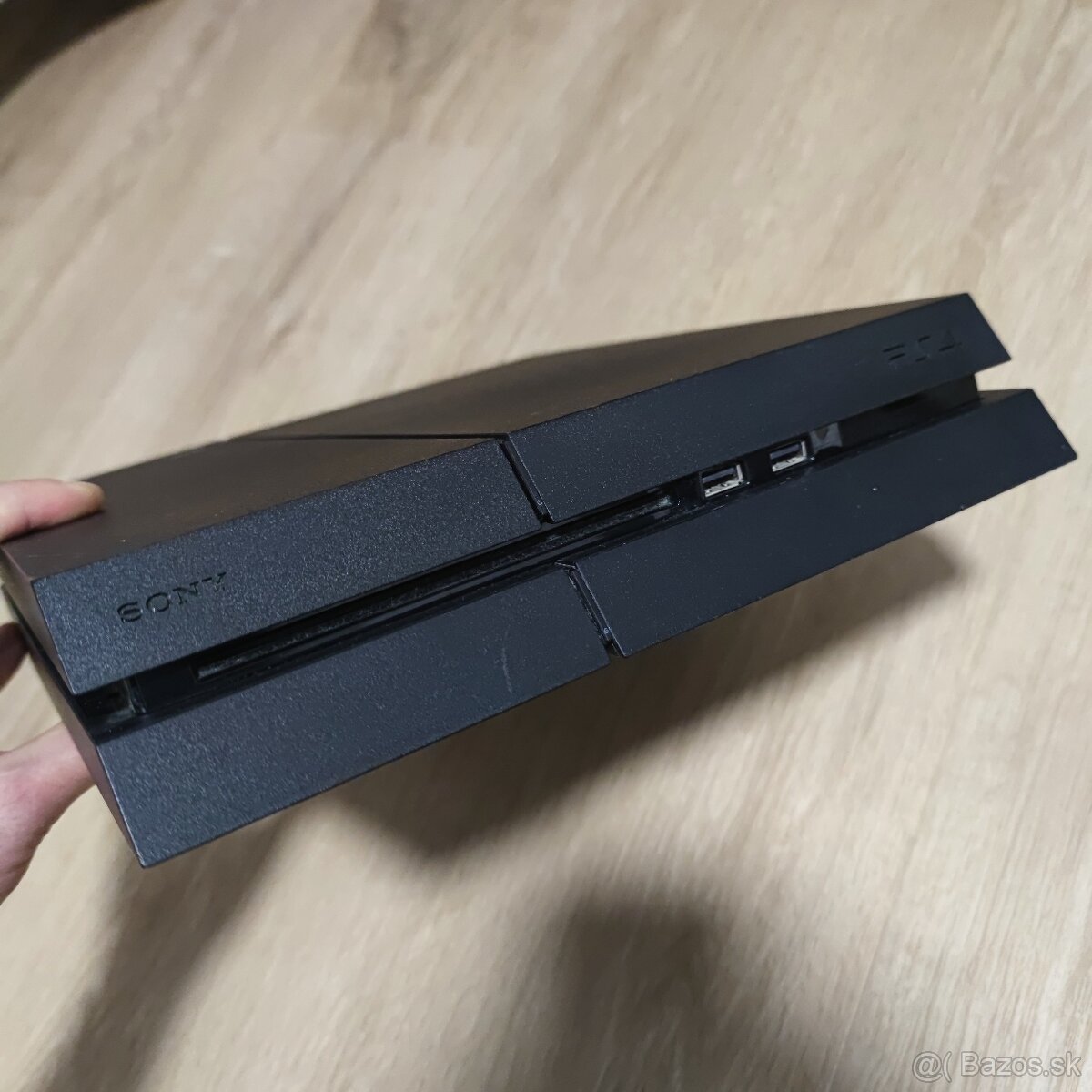 PlayStation 4 – 1 TB (CUH-1216A) - 4