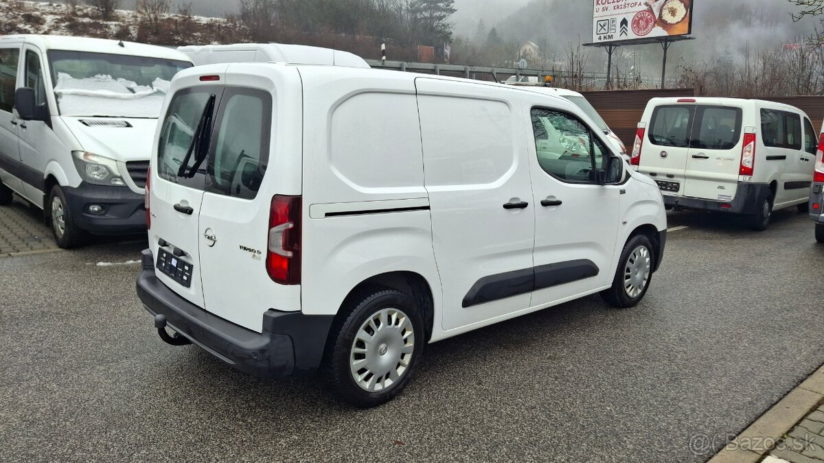 Opel Combo 1.5 CDTI - 4