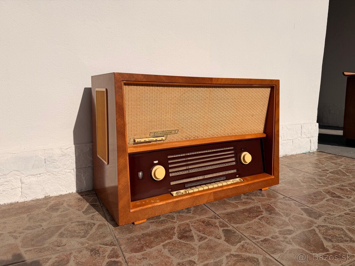 Predam funkčne radio Stradivari 3 - 4