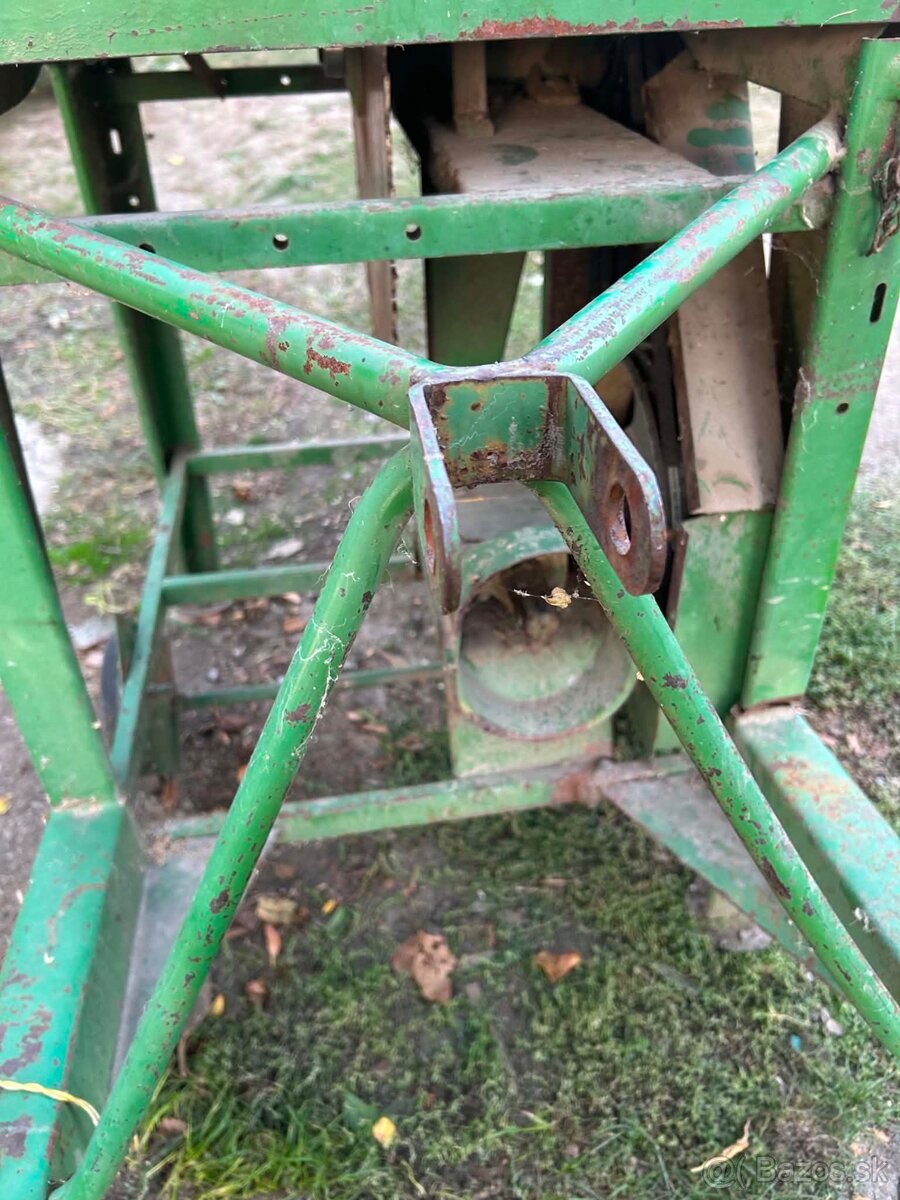 Predám cirkulárku na Kardan za traktor - 4